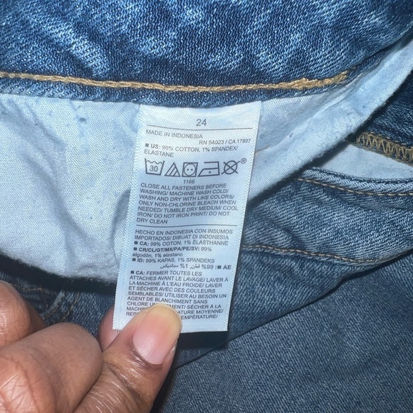 NWT Old Navy O.G Loose Relaxed Fit Medium Blue High Rise Jeans size 24 - Picture 8 of 8